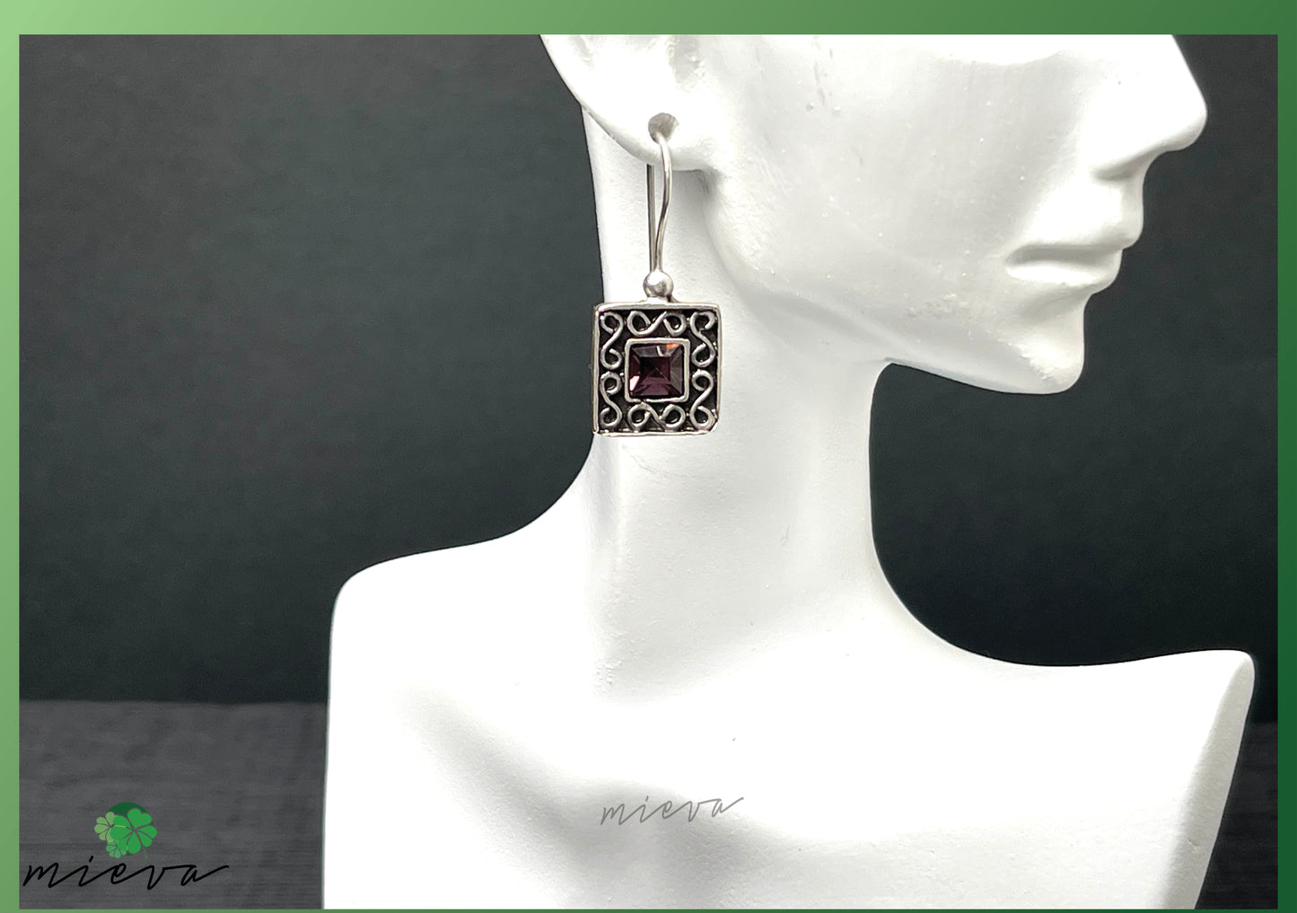 Vintage Square Filigree Earrings - Deep Red