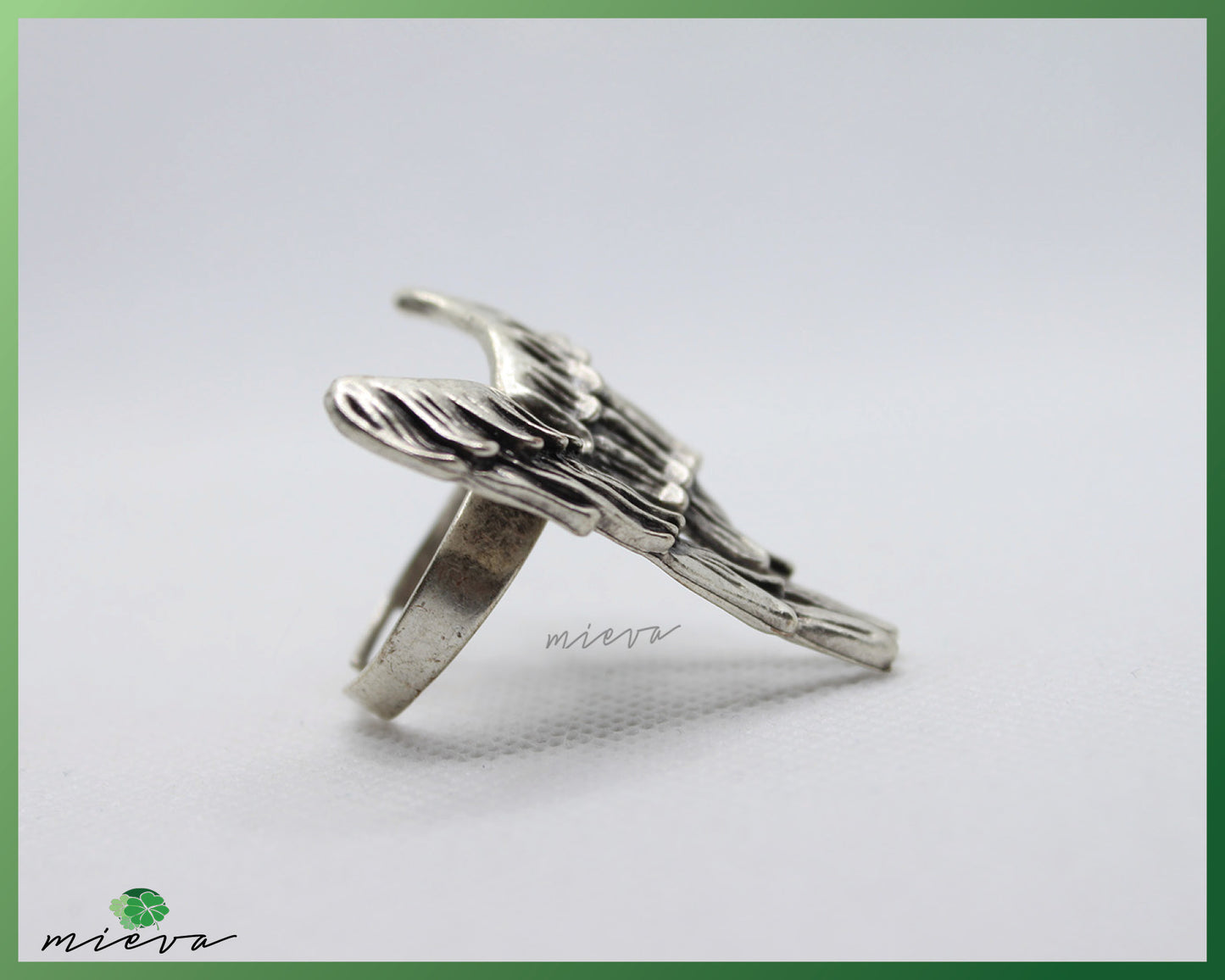 Majestic Feather Embrace Ring