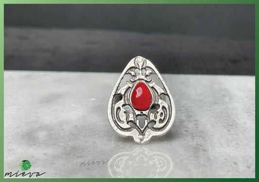 Gothic Filigree Heart Ring - Ruby Red