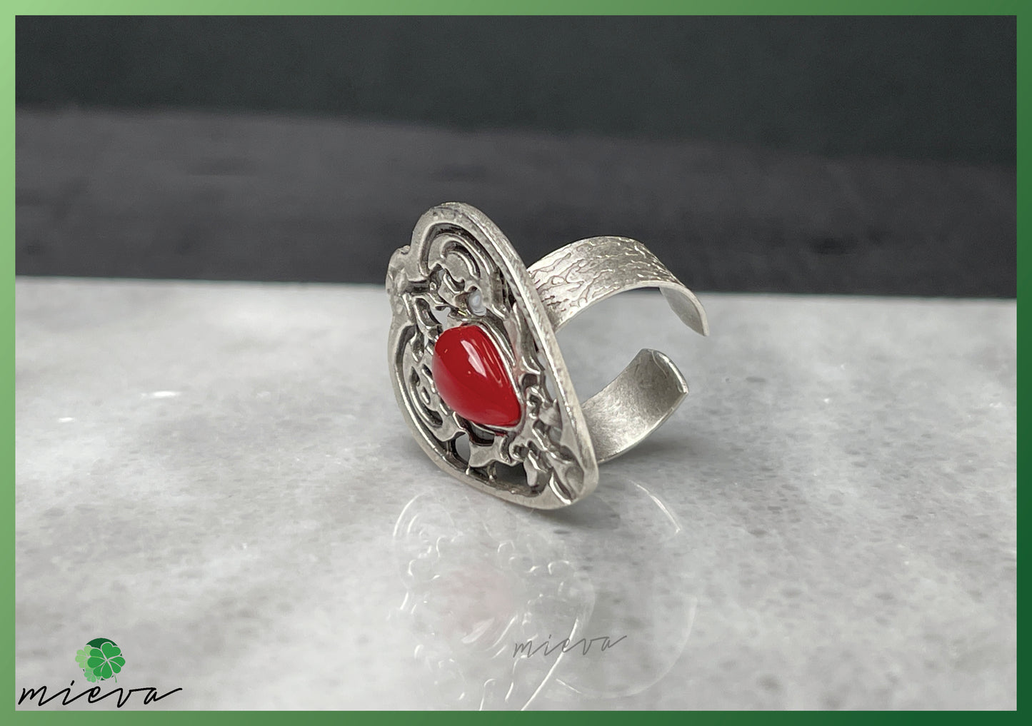 Gothic Filigree Heart Ring - Ruby Red