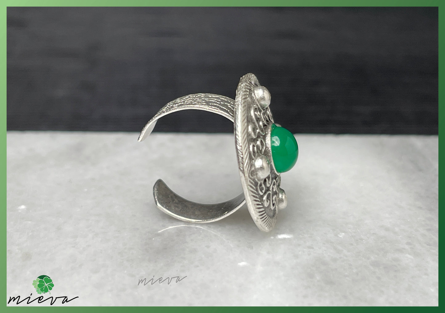 Baroque Brilliance Ring - Emerald Enchantment