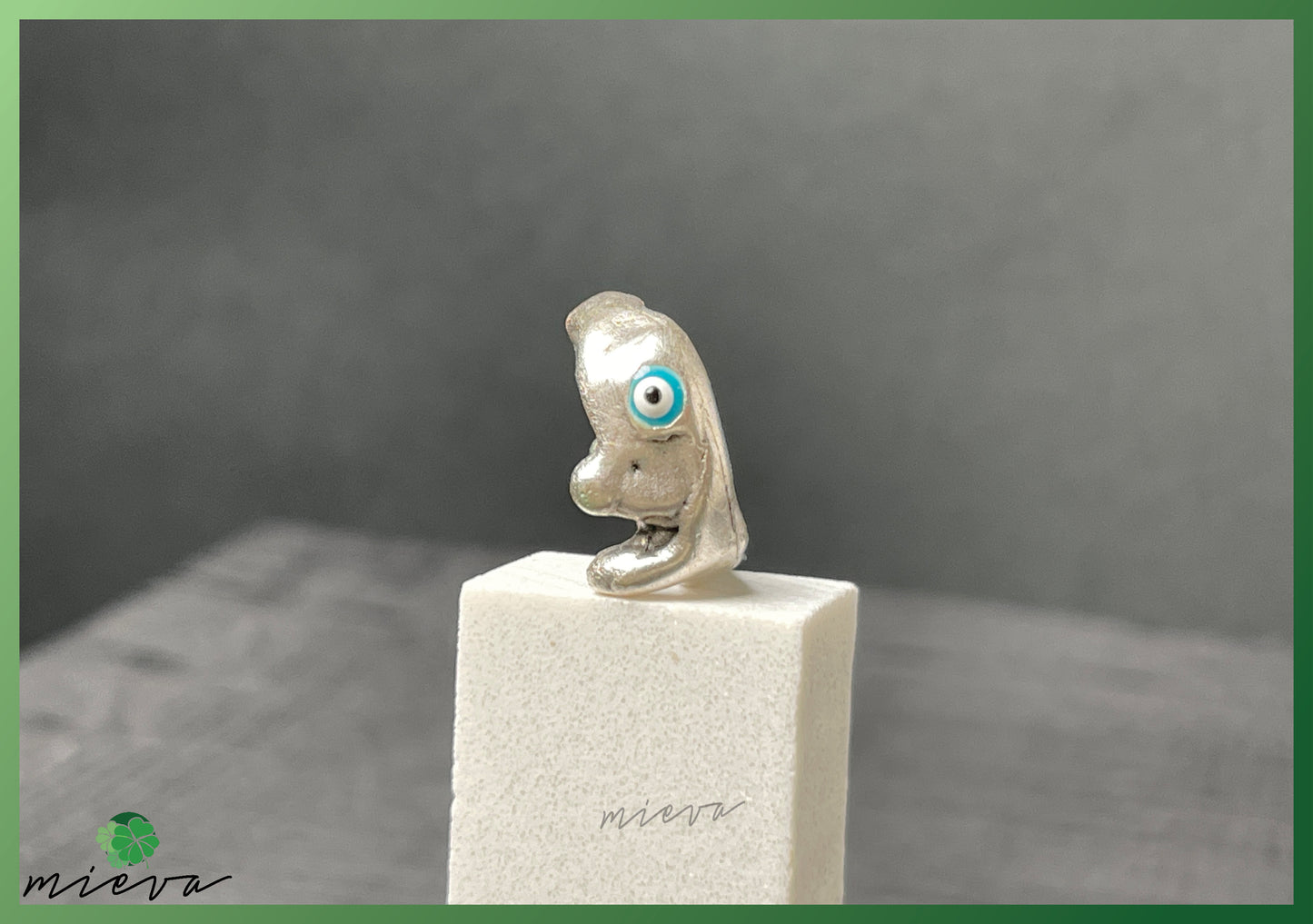 Mystical Gaze Hamsa Ring - Protective Charm