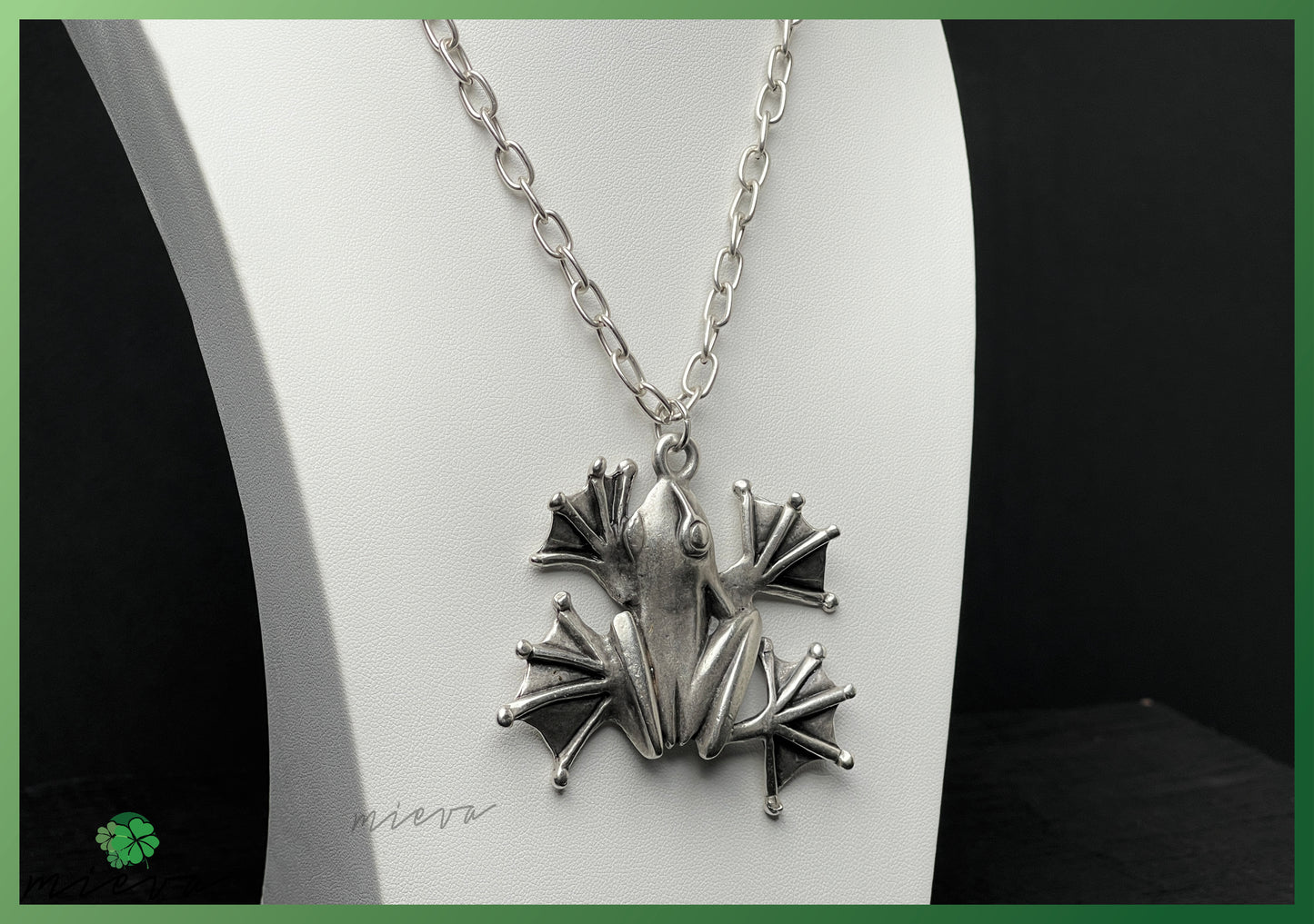 Frosted Flora Fauna Pendant - Silver Frolic