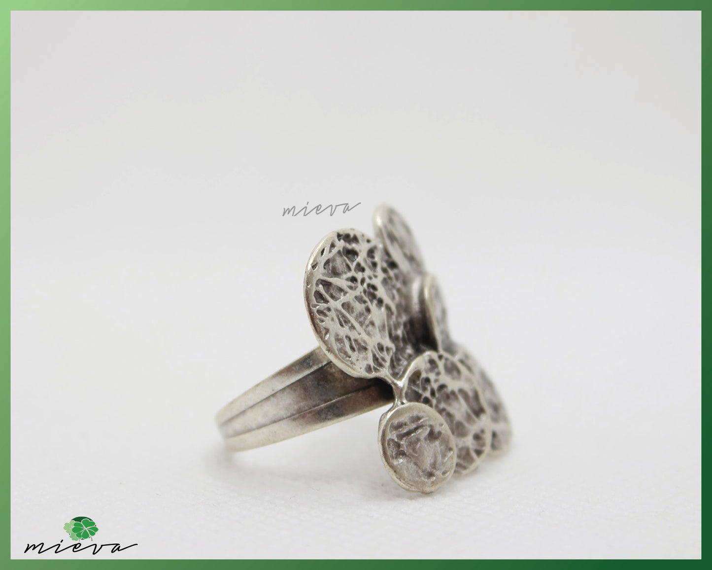 Textured Floral Bouquet Silver Ring