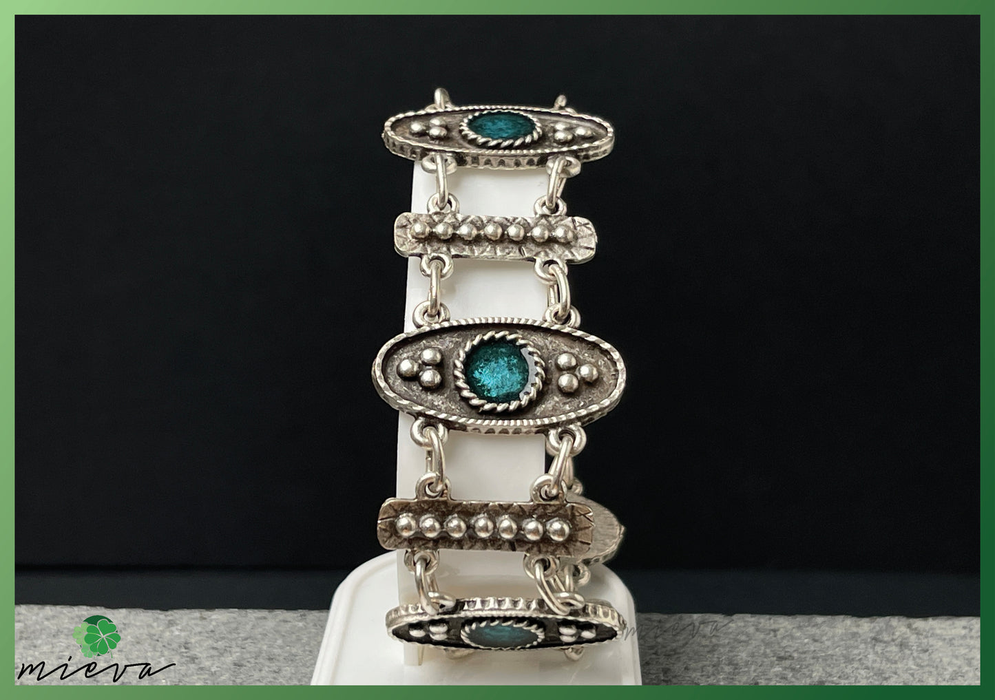 Bohemian Chic - Vintage Allure Bracelet - Turquoise Whisper