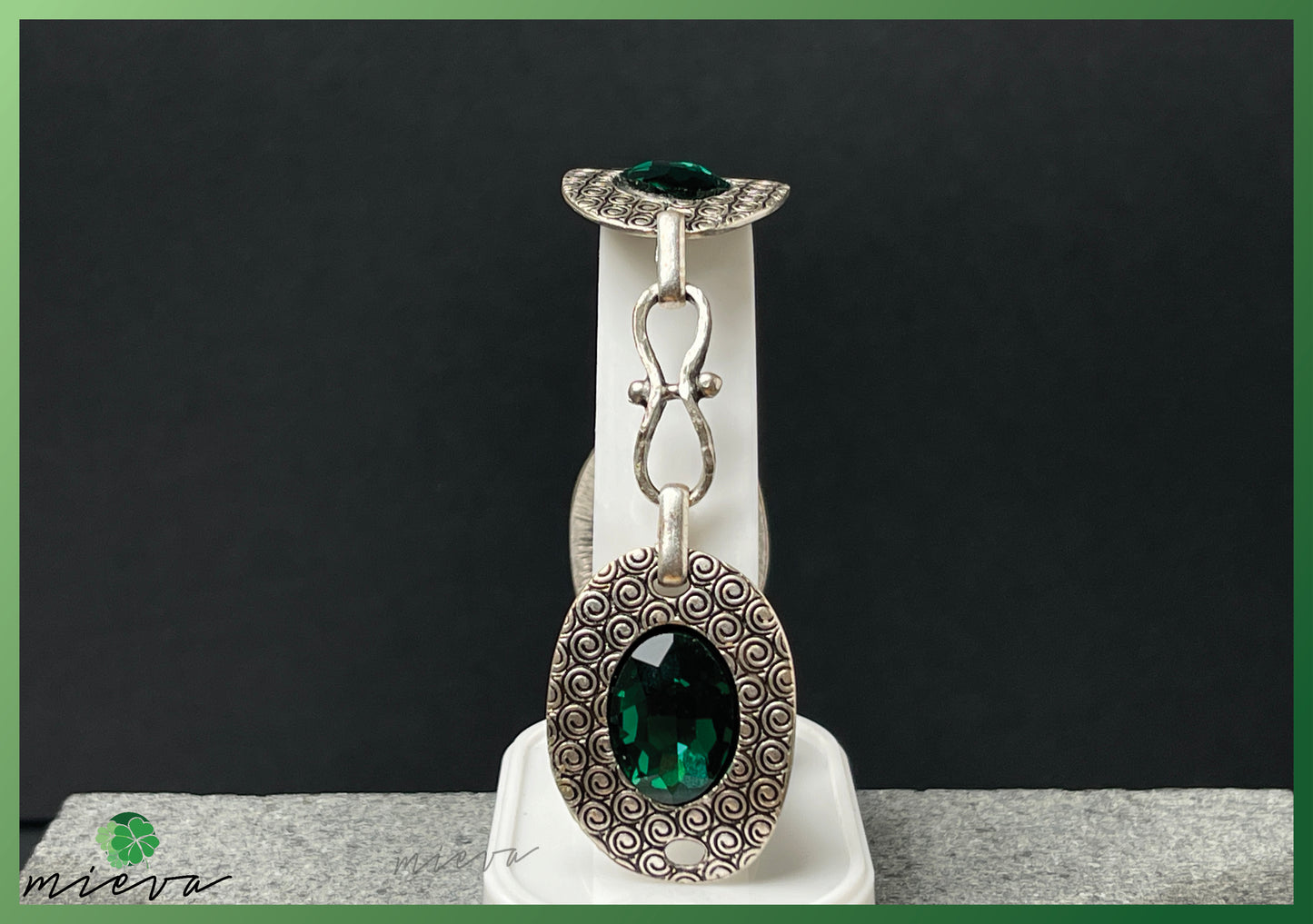 Bohemian Chic - Royal Elegance Bracelet - Emerald Dream