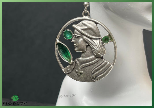 Enchanted Allegory Earring - Emerald Vision