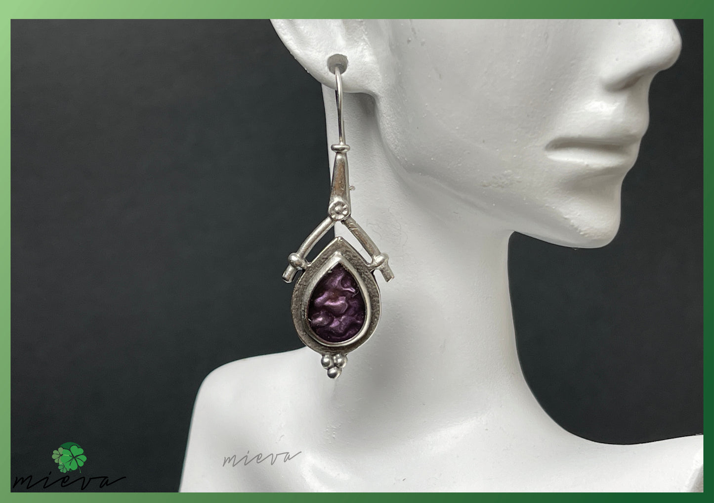 Tear of Royalty Earrings - Deep Amethyst