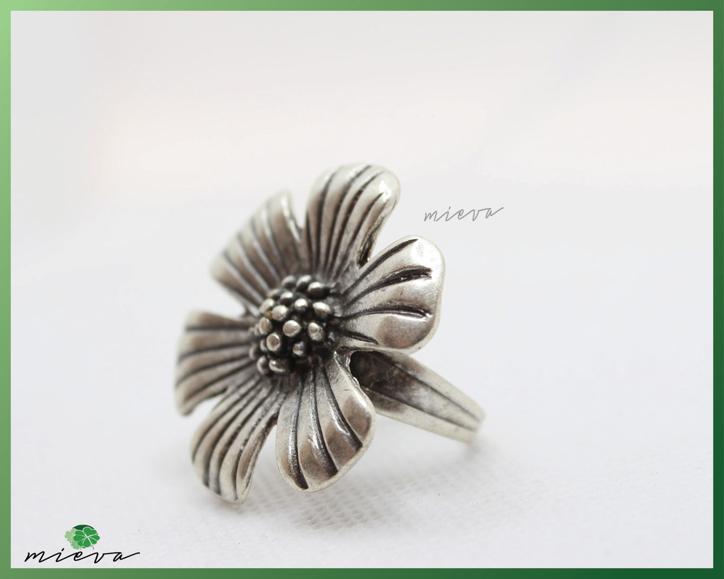 Botanical Elegance Silver Flower Ring