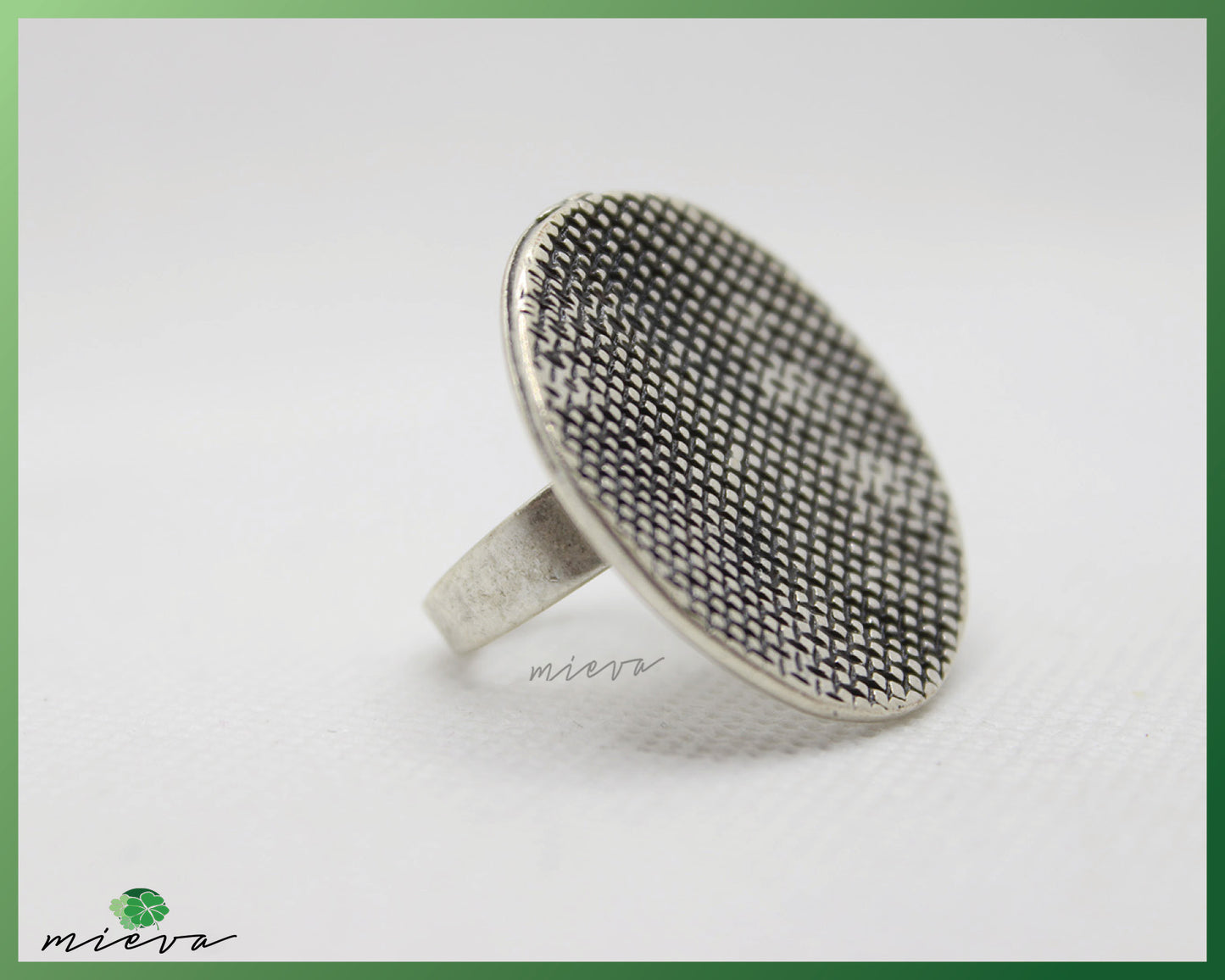 Contemporary Mesh Patterned Silver Statement Ring