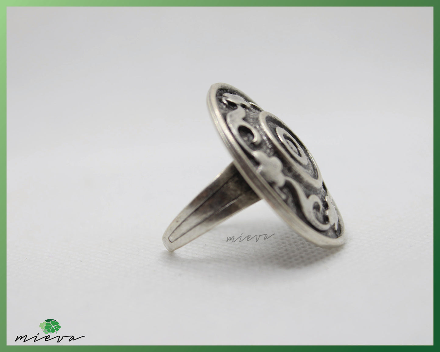 Vintage Rococo Style Etched Silver Ring