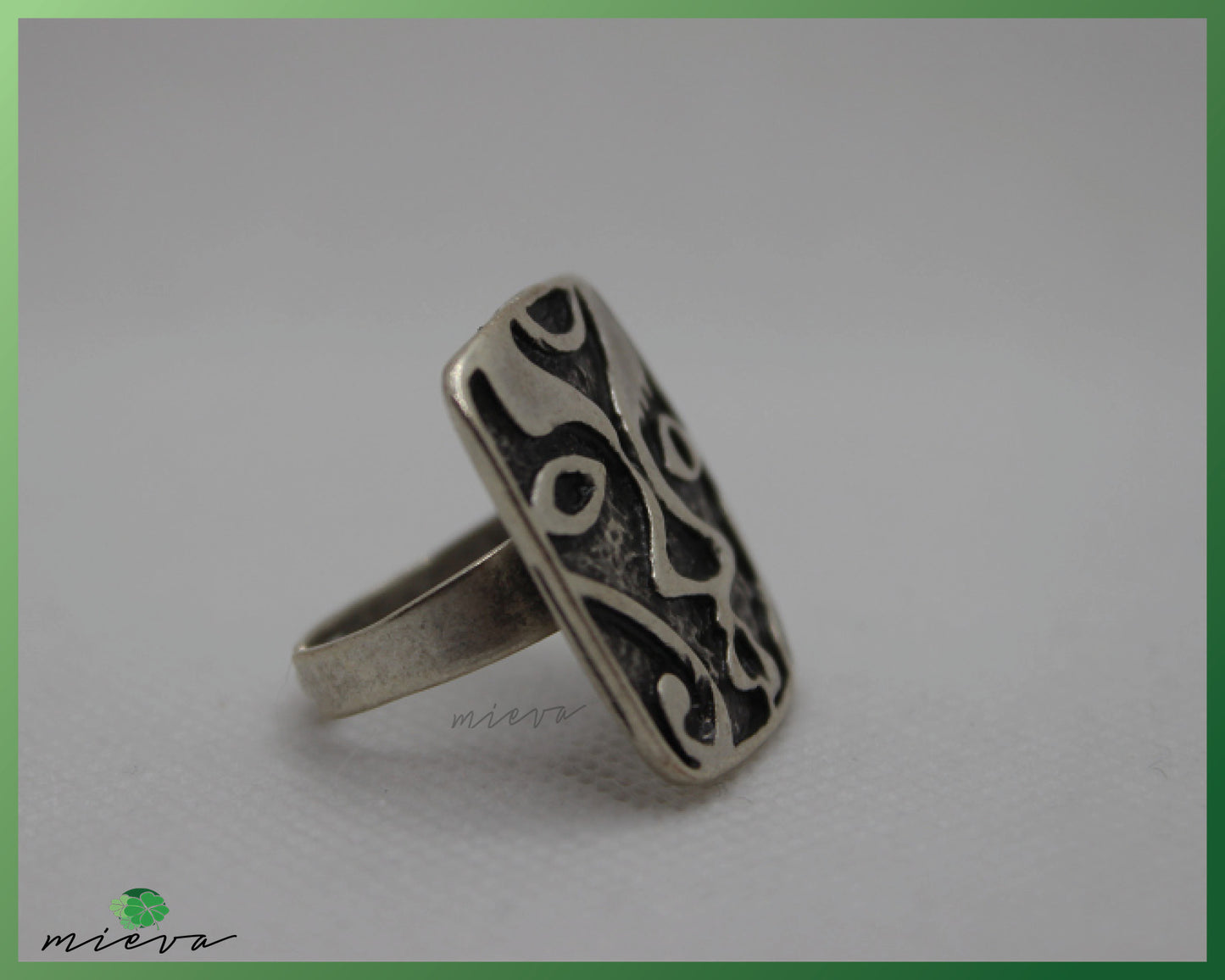 Enigmatic Eyes Silver Statement Ring
